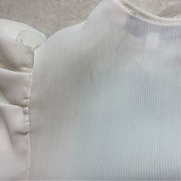 Endless Rose White Pleated Puff Sleeve Top New With Tags Size Small - Picture 9 of 12